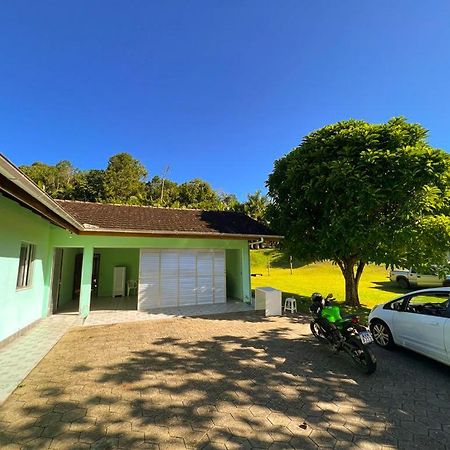 Villa Casa Ampla Ha 8 Minutos Do Centro à Pomerode Extérieur photo